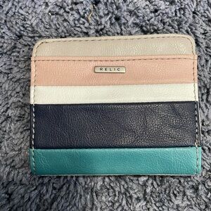 NWOT relic brand small striped wallet